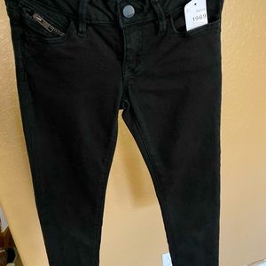 Girls Gap Kids sweater size small 6 and black skinny jeans new size 6 skinny